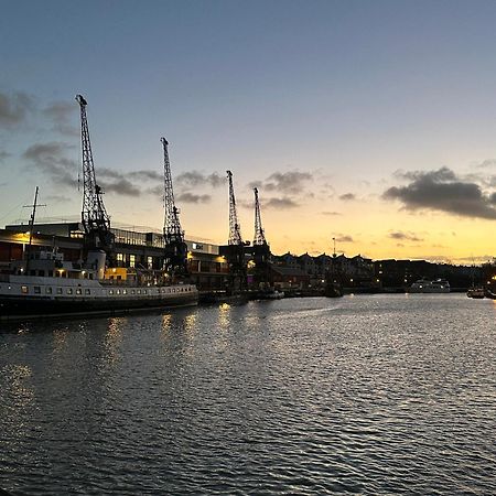Comfortable City Centre Apartment For Contractors And Couples - City Centre Bristol Exteriör bild